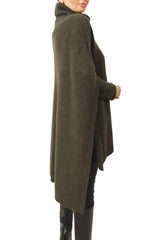 Thick Cashmere Poncho in dark olive green