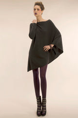 One sleeve cashmere poncho in Charcoal grey - SEMON Cashmere