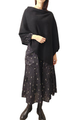 Cashmere poncho in black