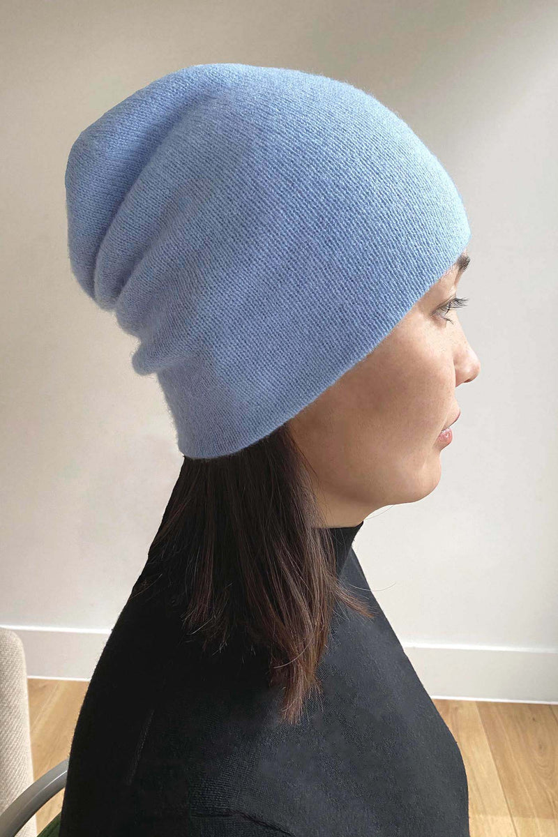 Cashmere hat in Powder blue 