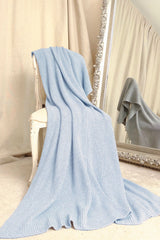 Cashmere blanket in powder blue