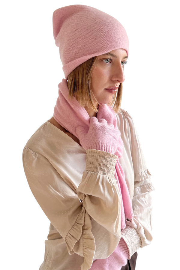 Pale pink cashmere hat UK