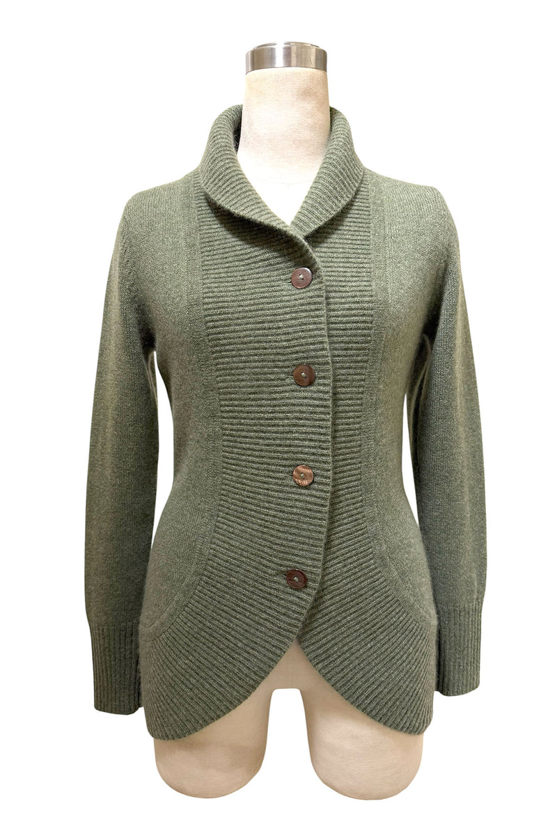 Chunky cashmere cardigan in olive green