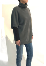 Roll neck oversized Cashmere Jumper - Khaki green