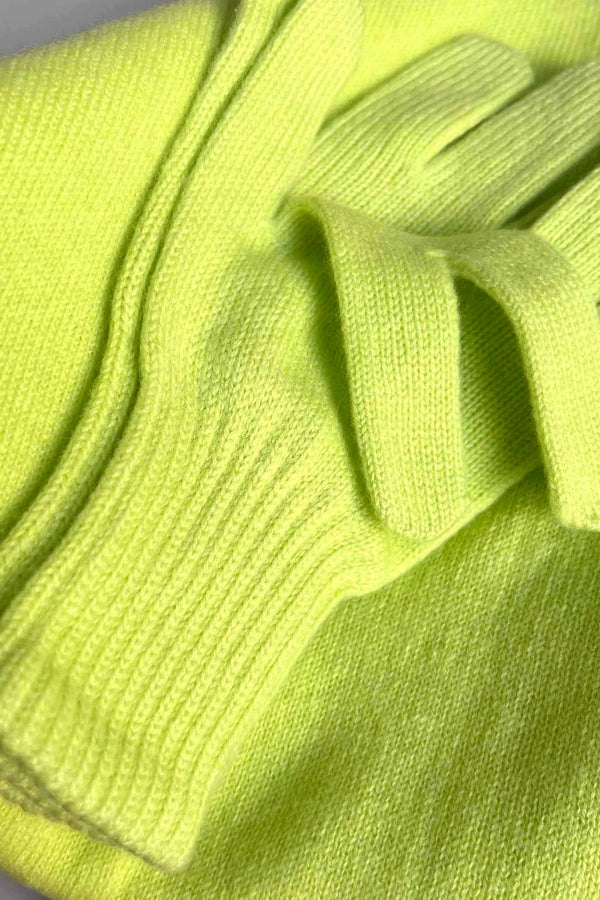 Womens cashmere gloves in neon yellow green - SEMON Cashmere