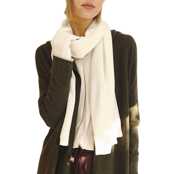 Cashmere scarf in White | Women's scarves | Ladies luxury gift